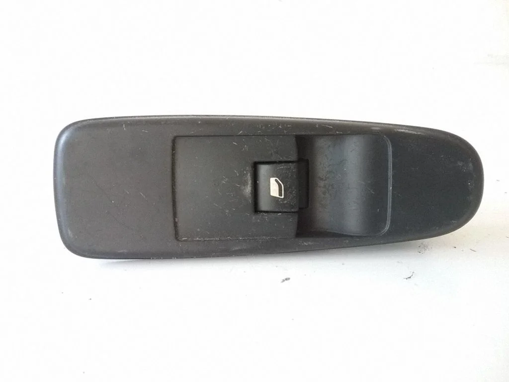 Przełącznik szyb elektrycznych 13569