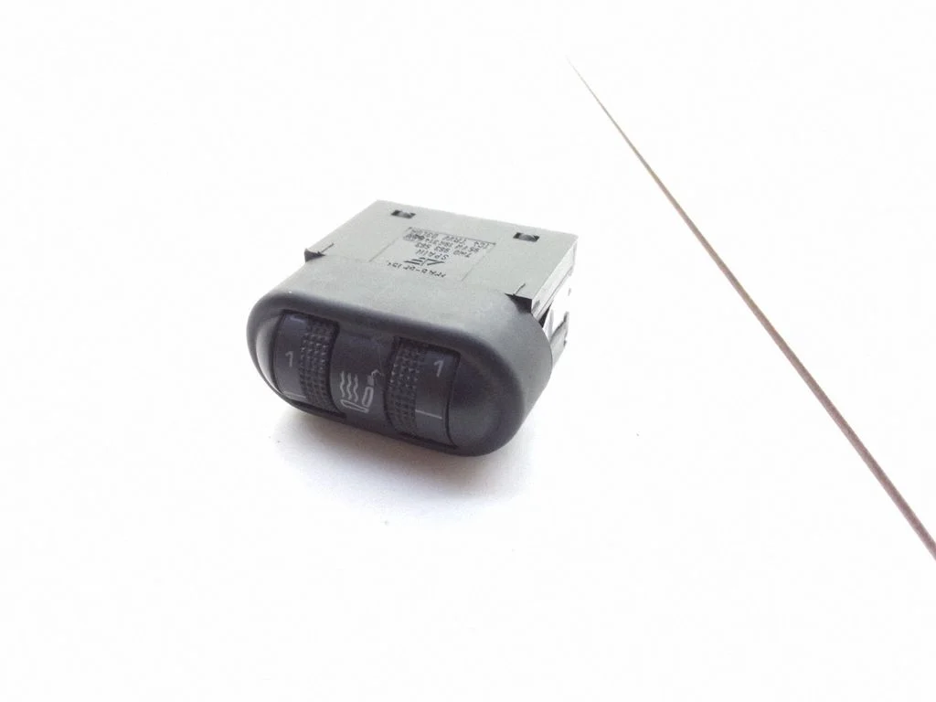 Sēdekļu apsildes slēdzis 7M0963563