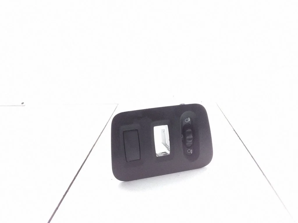 Headlight level height control switch 8200379685 – Opel Movano B (2010-2022)