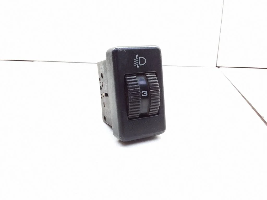 Headlight level height control switch – Volkswagen Transporter - Caravelle T4 (1991-2003)