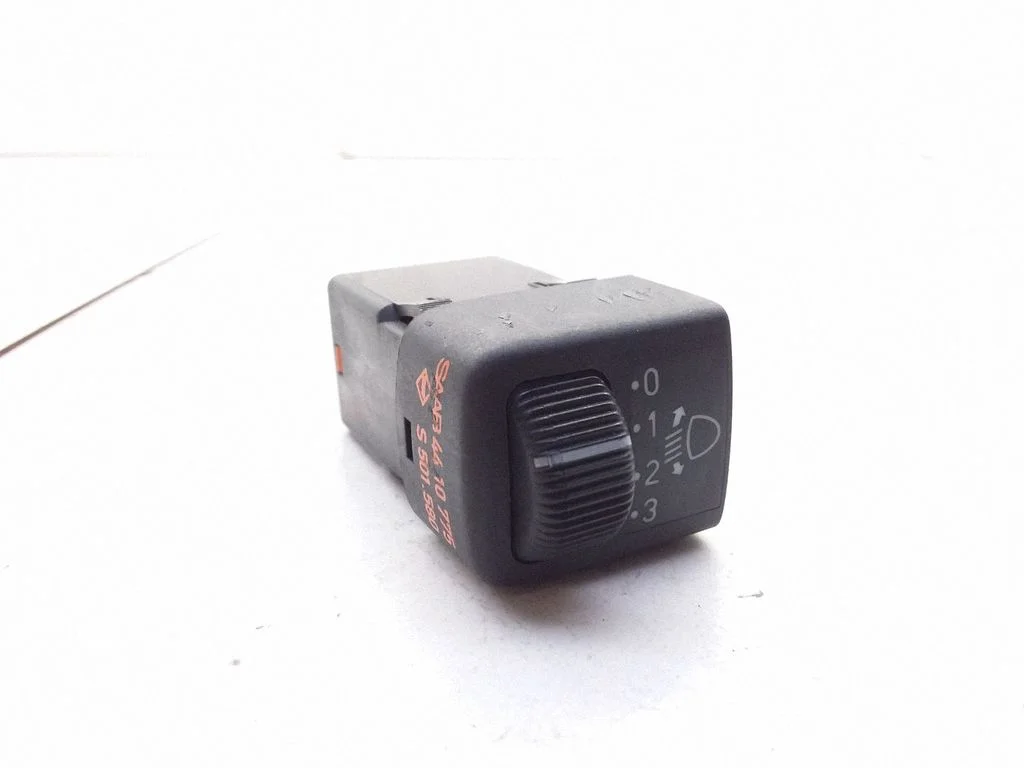 Headlight level height control switch 4410775 – Saab 900 (1994-1998)