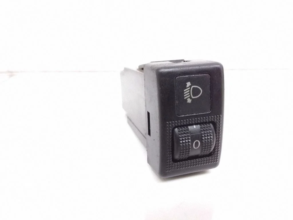 Headlight level height control switch