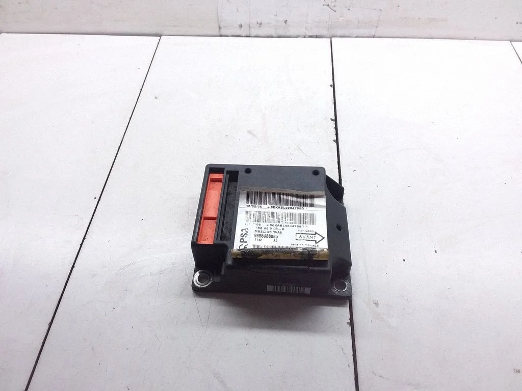 Drošības spilvenu vadības bloks 9656888880