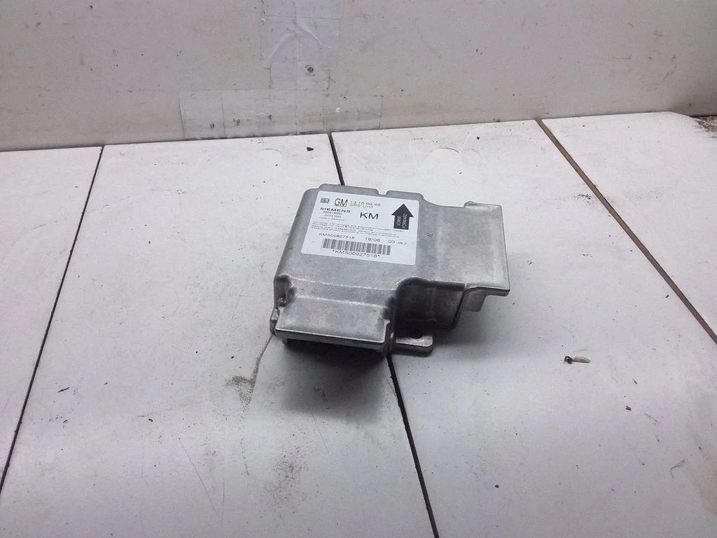 Airbag control unit/module – Opel Vectra C (2002-2005)