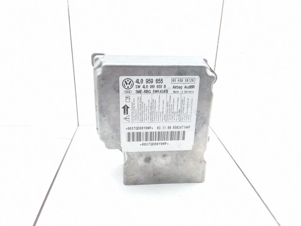 Airbag control unit/module – Audi Q7 4L (2005-2015)