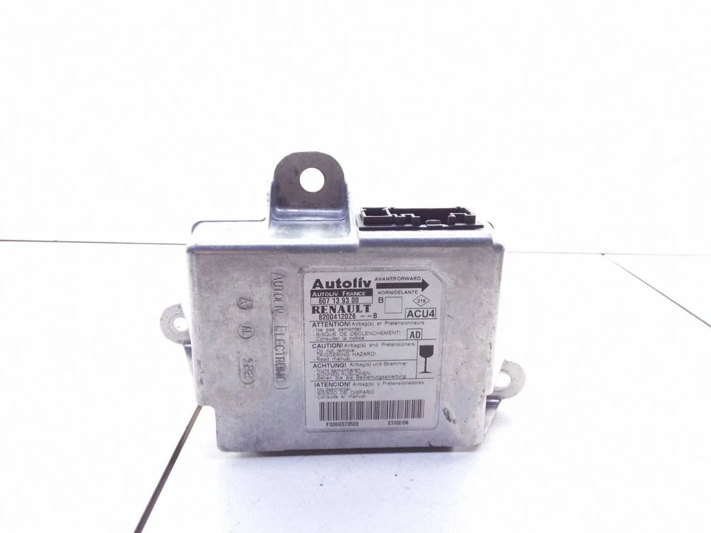 Drošības spilvenu vadības bloks – Renault Megane II (2002-2005)