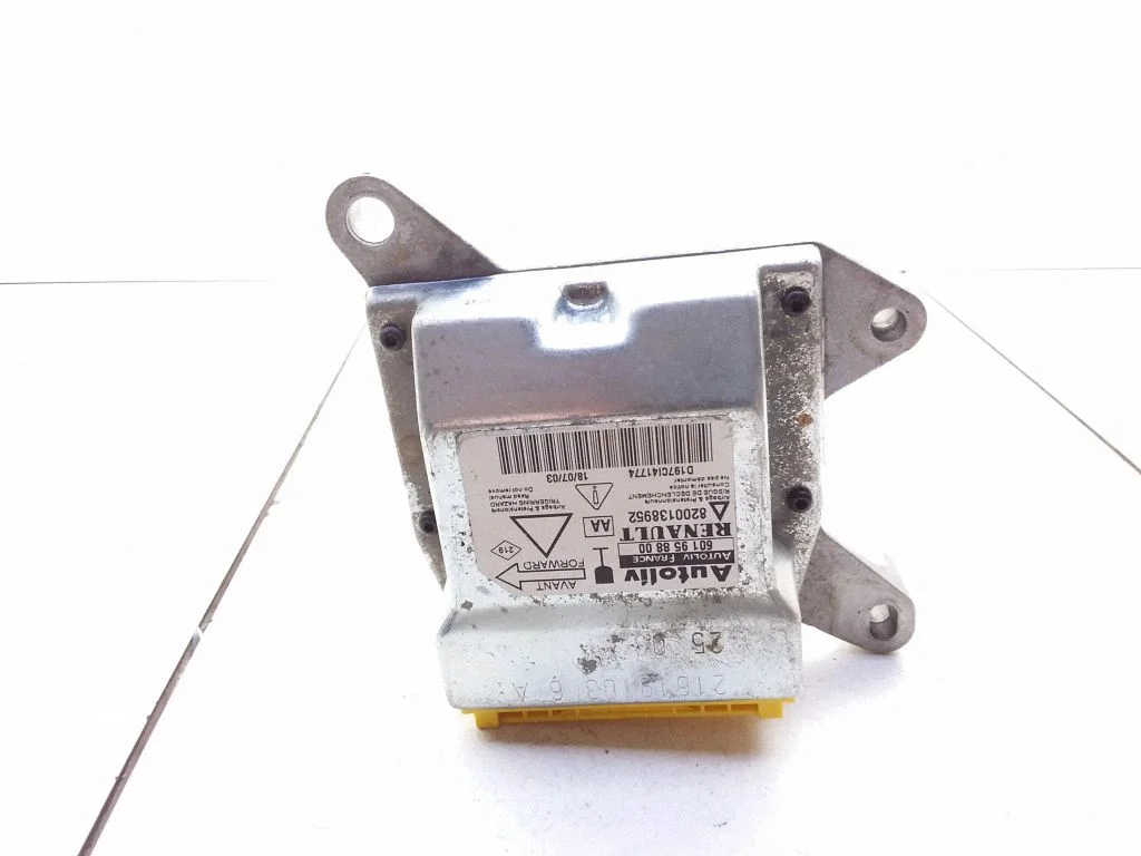 Drošības spilvenu vadības bloks 8200138952