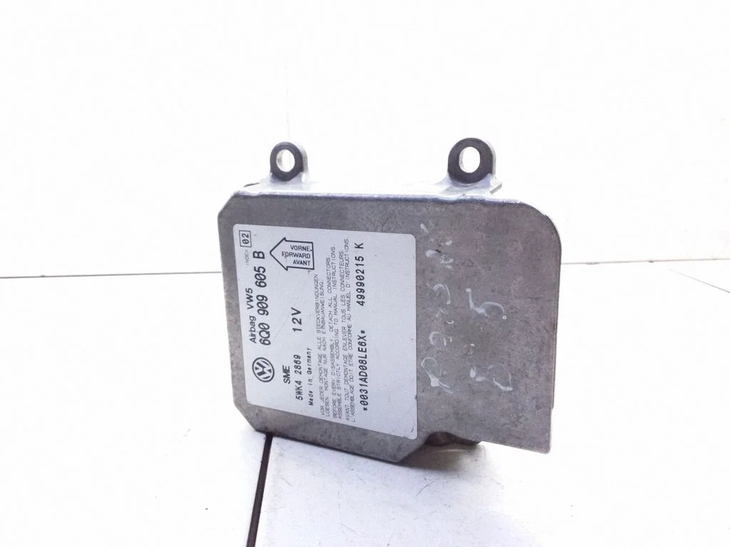 Airbag control unit/module – Volkswagen Passat B5 (1997-2000)