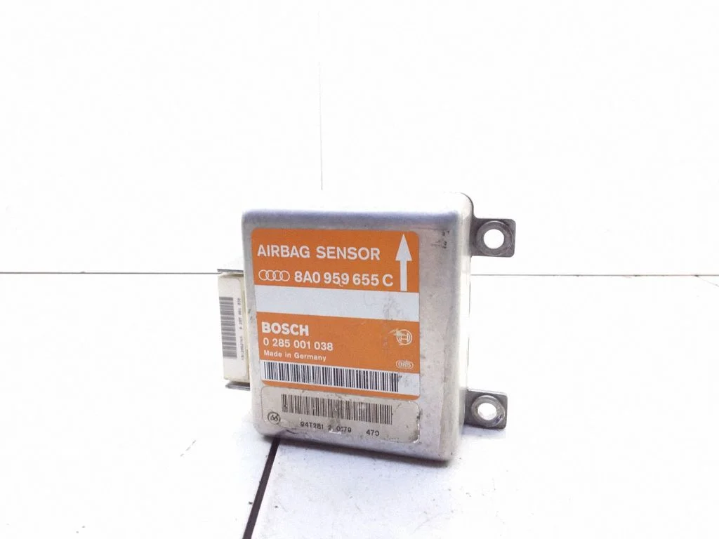 Drošības spilvenu vadības bloks – Audi A4 S4 B5 8D (1994-1999)