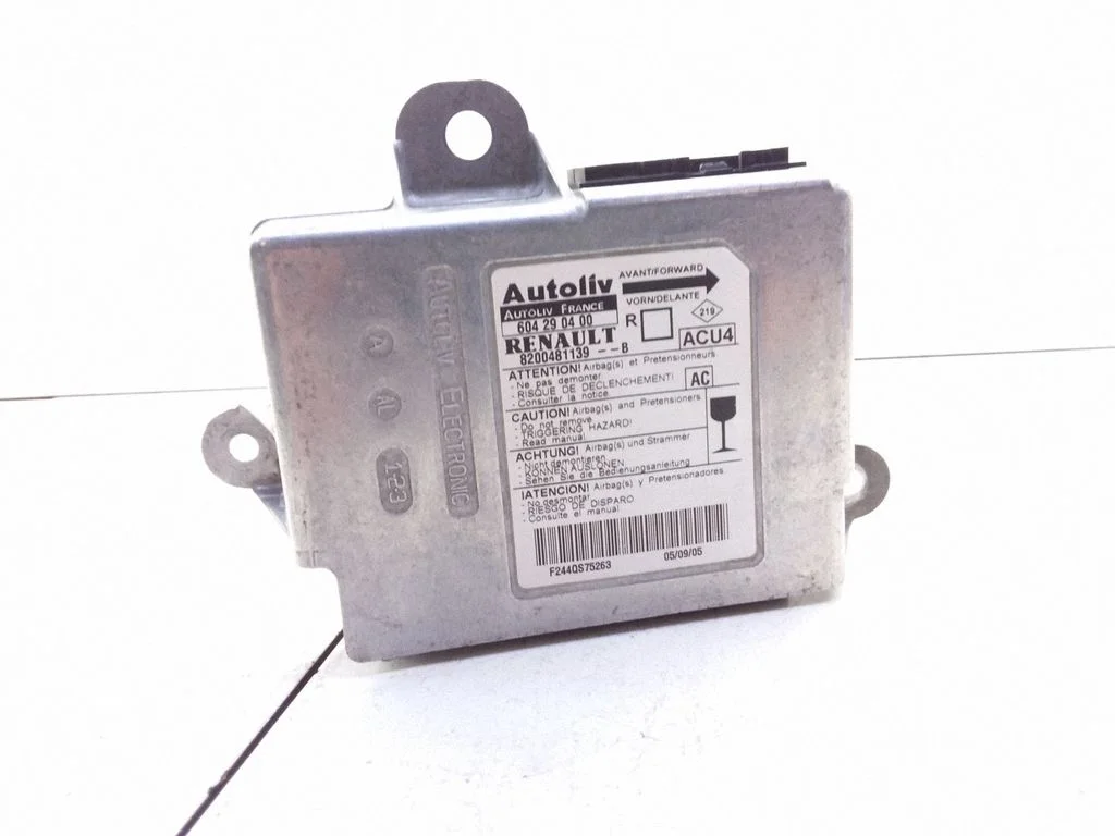 Airbag control unit/module 8200481139B