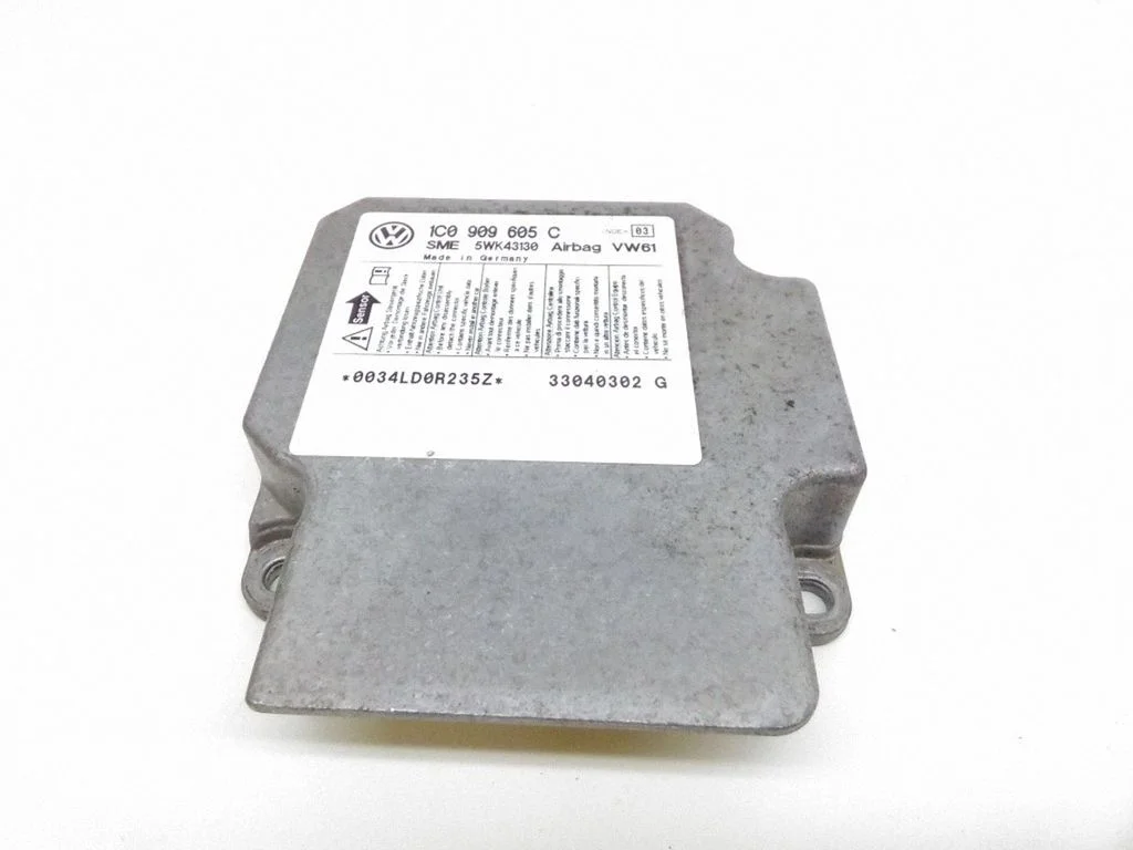 Drošības spilvenu vadības bloks – Volkswagen Passat B5.5 (2001-2005)