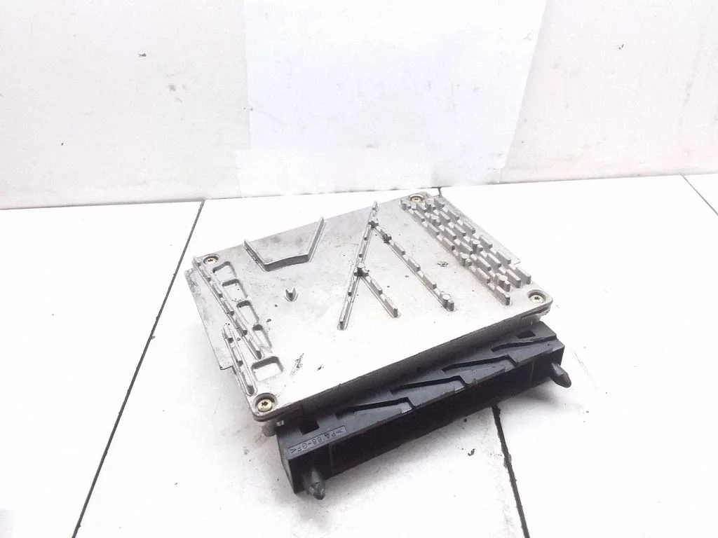 Dzinēja vadības bloks 0281010319