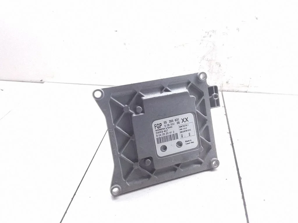 Dzinēja vadības bloks – Opel Vectra C (2005-2009)