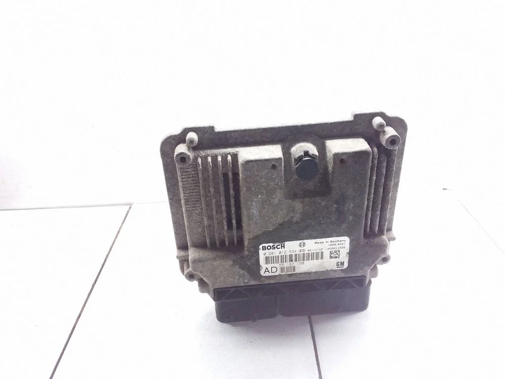 Engine control unit/module – Opel Vectra C (2005-2009)
