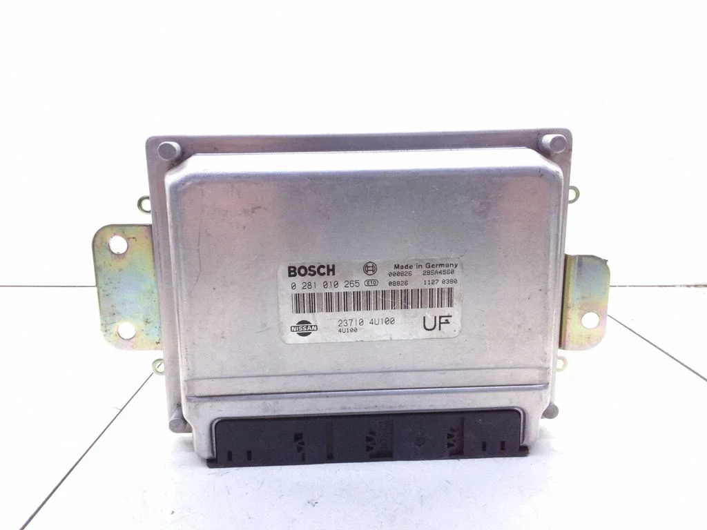 Engine control unit/module 237104U100