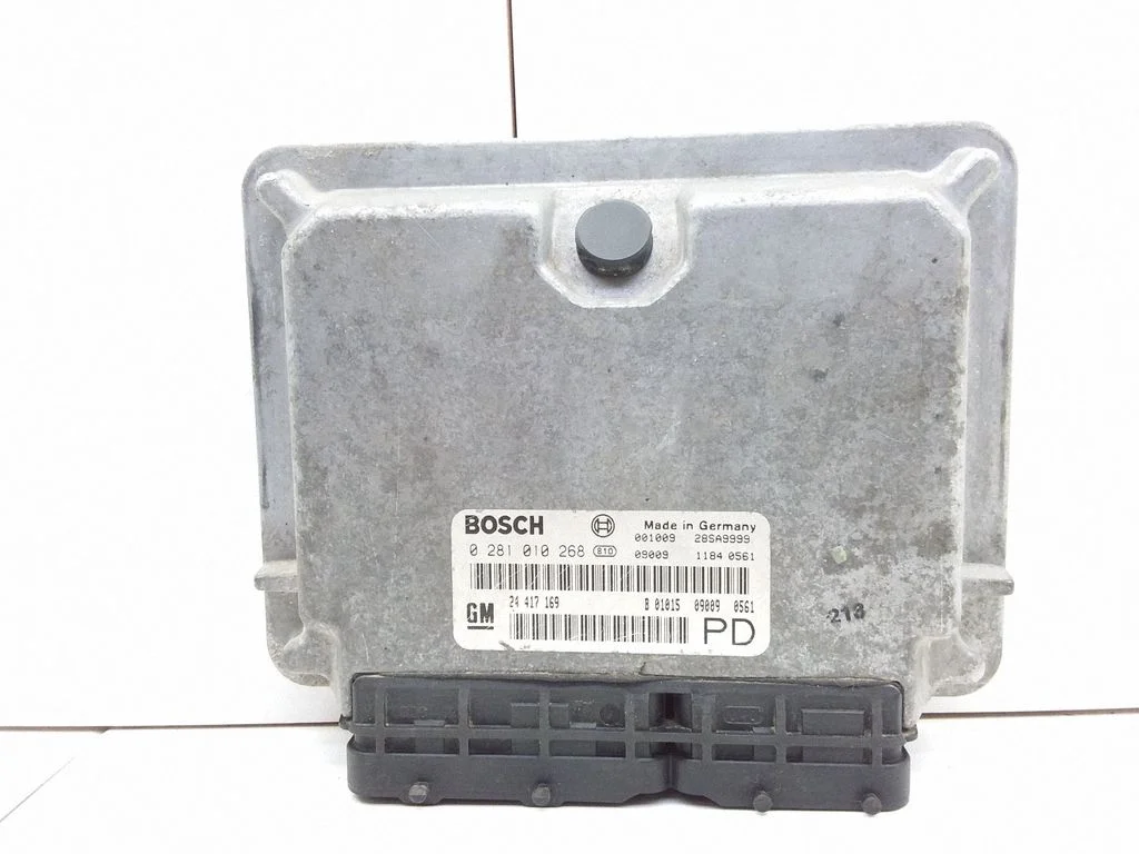 Dzinēja vadības bloks – Opel Zafira A (1999-2005)