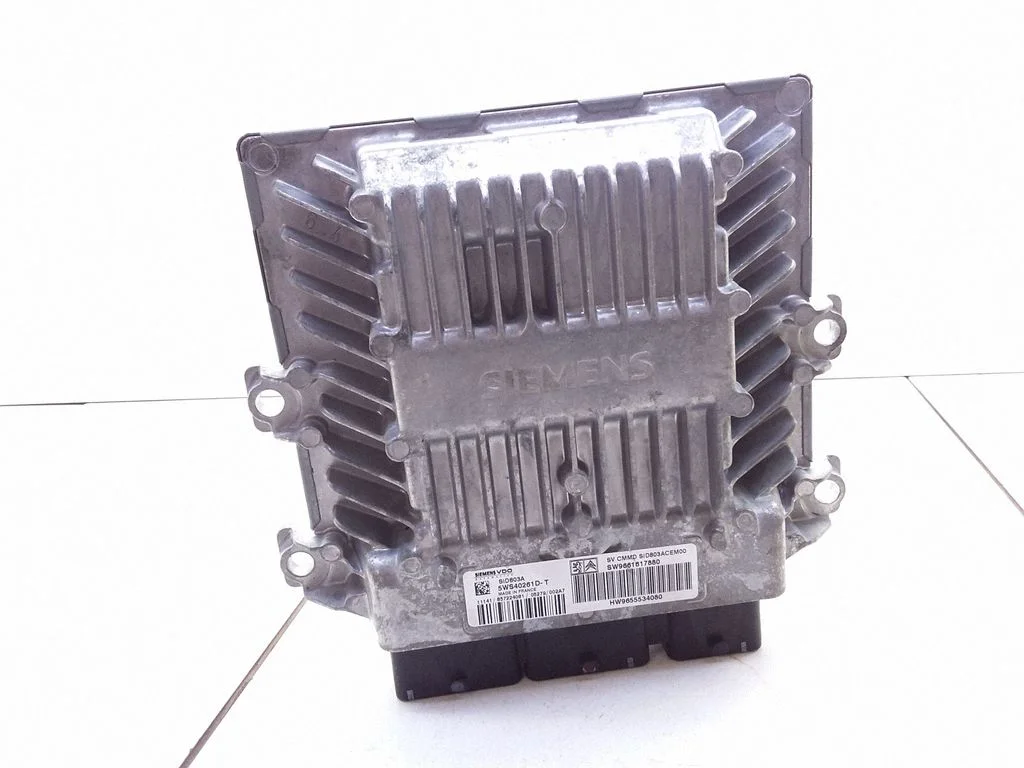 Dzinēja vadības bloks 9661617880