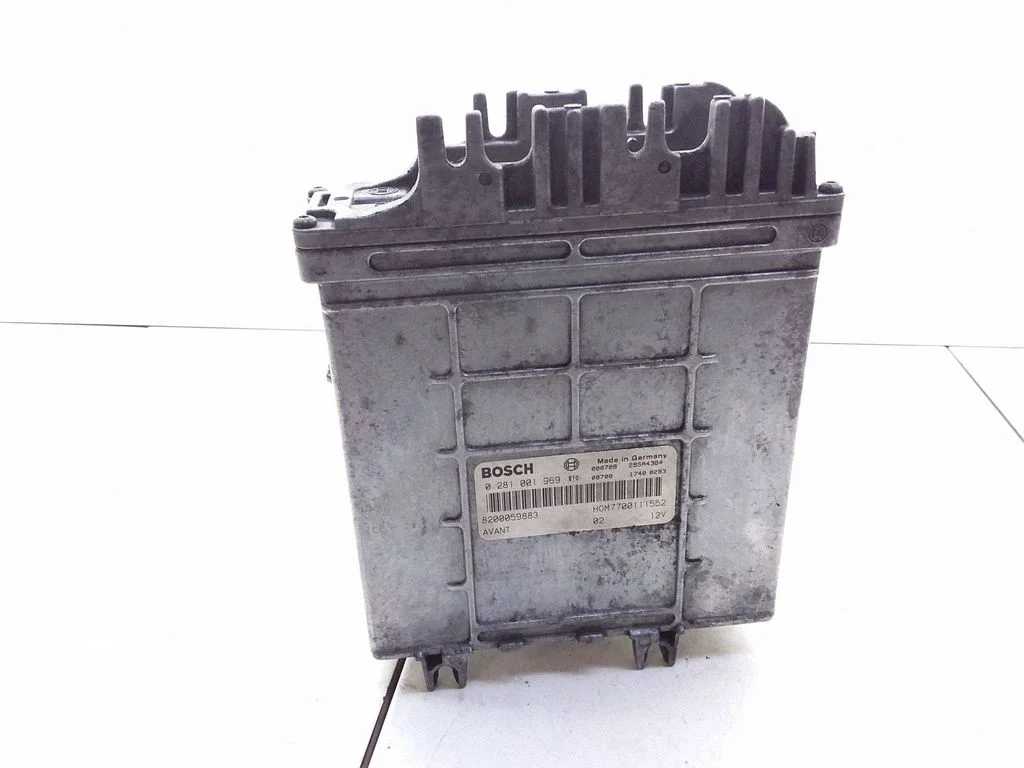 Dzinēja vadības bloks 8200059883