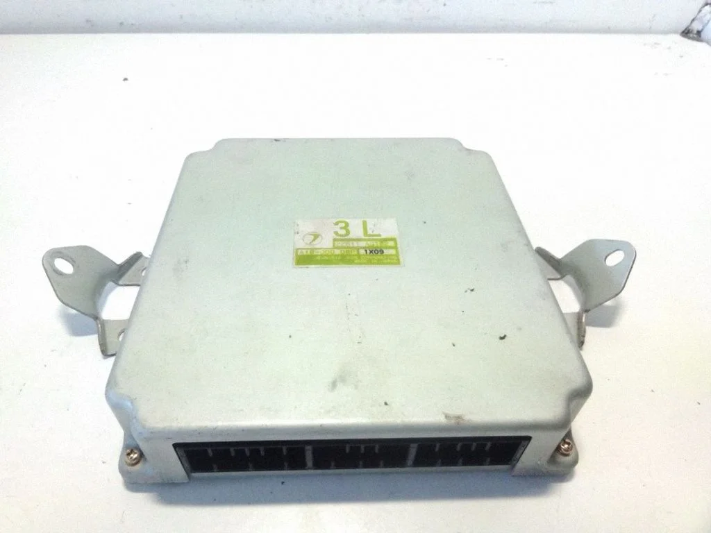 Engine control unit/module 22611AG182