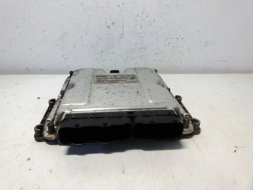Mootori juhtplokk – Chrysler Grand Voyager IV (2001-2007)