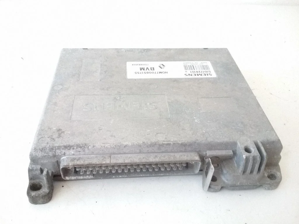 Engine control unit/module 7700851755 – Renault 19 (1988-1996)