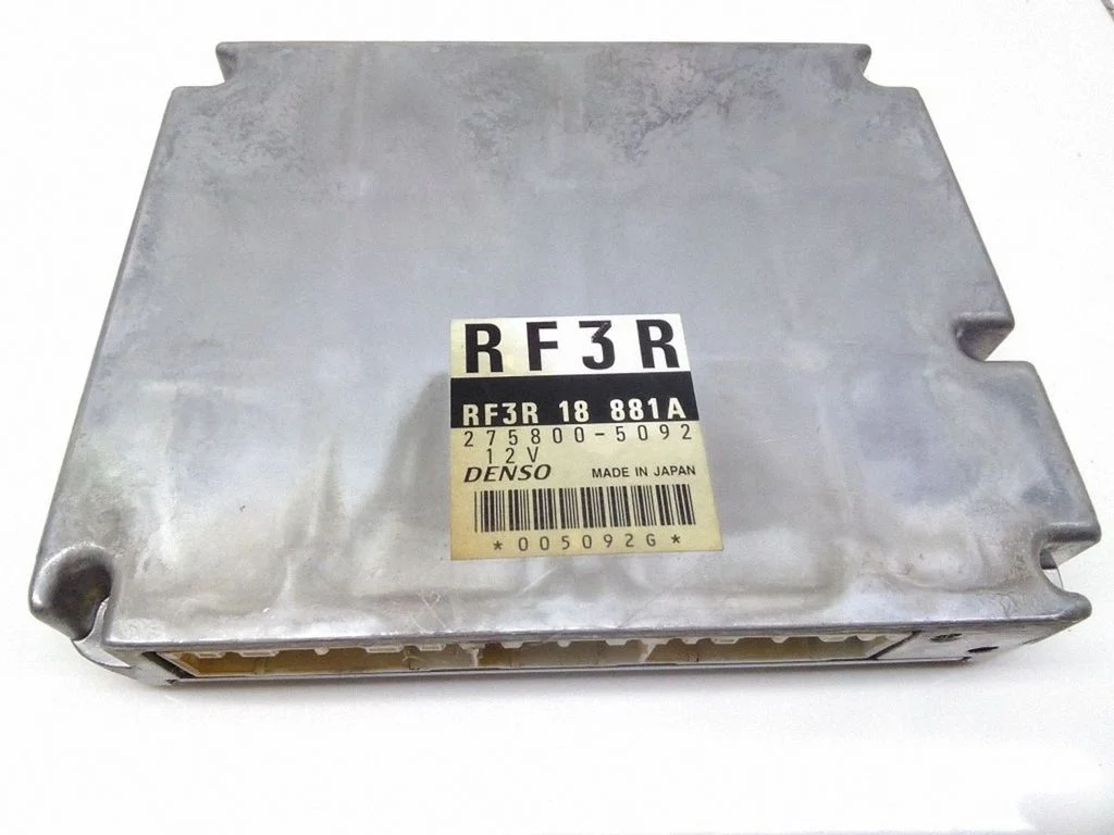 Mootori juhtplokk RF3R18881A