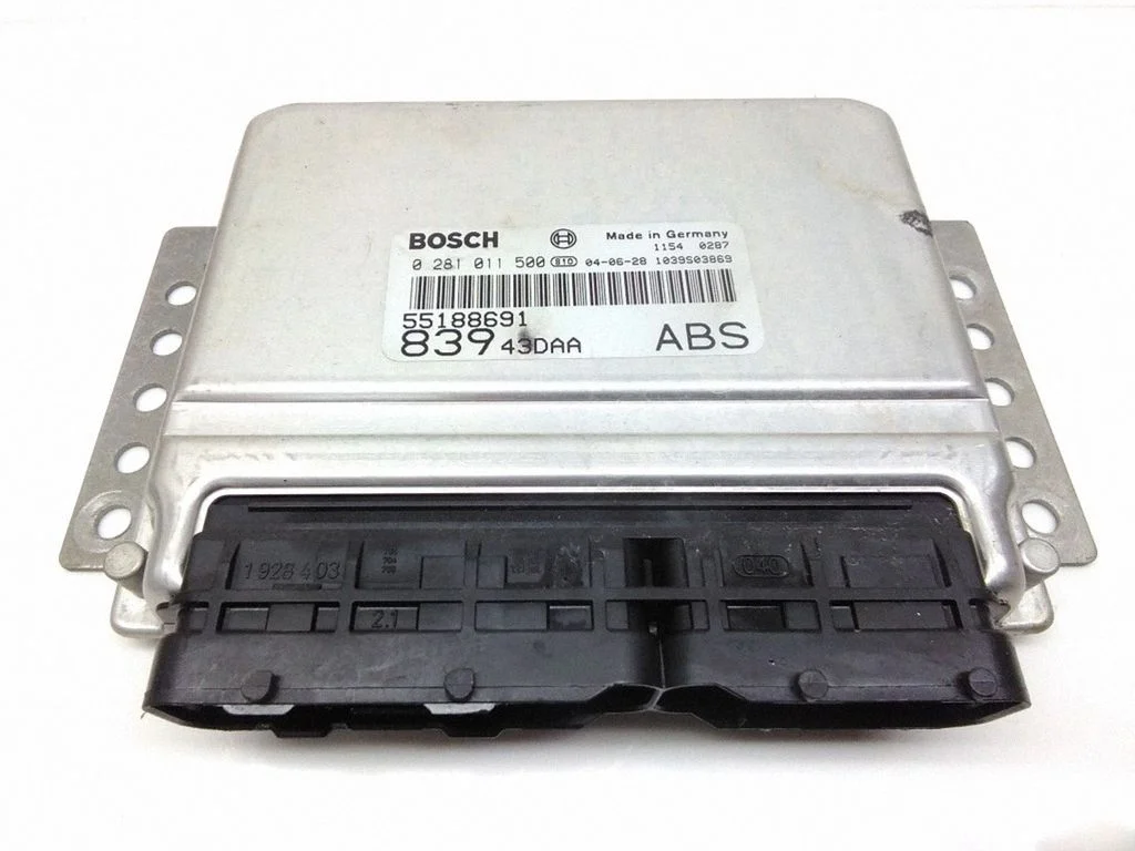 Dzinēja vadības bloks 0281011500