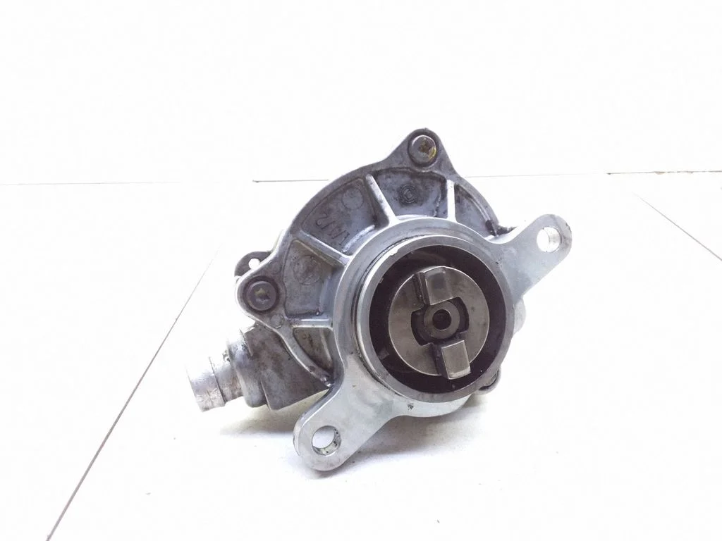 Vacuum pump 8200102535