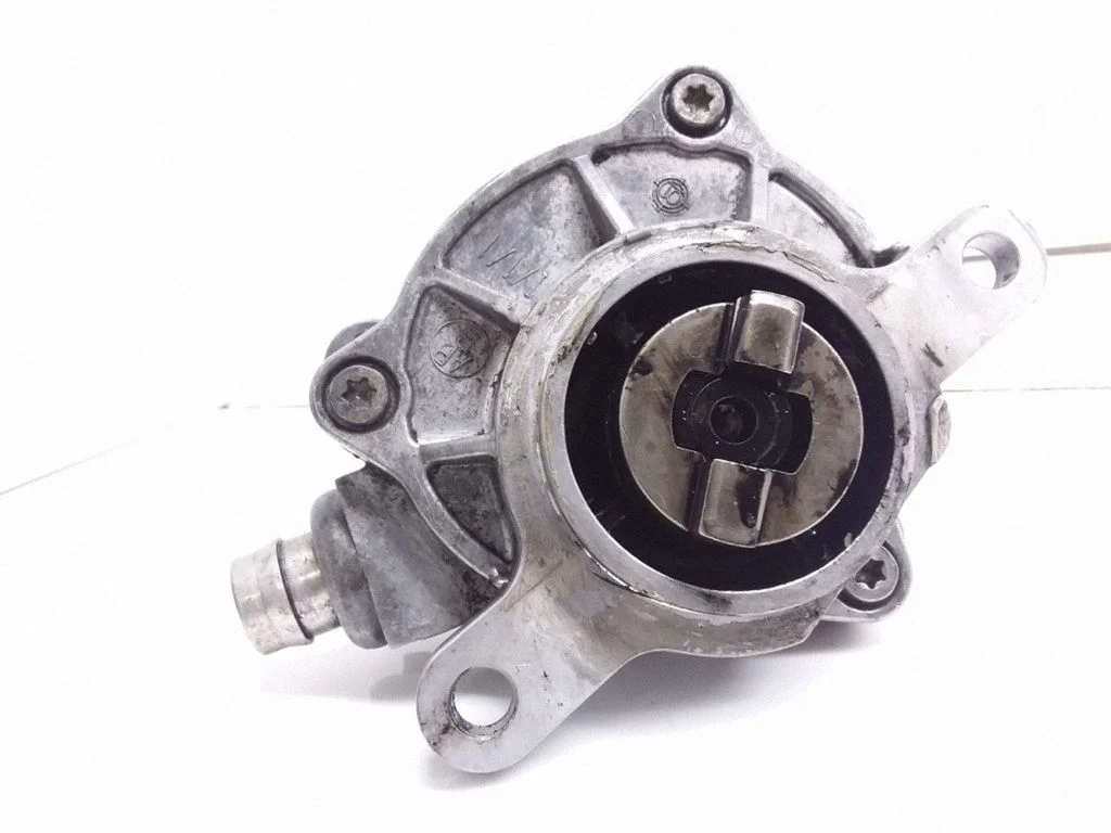 Vacuum pump 8200102535