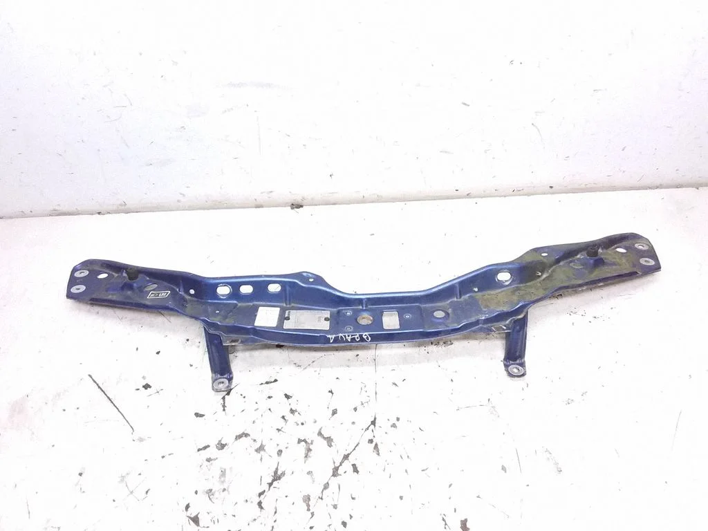 Radiatoru paneļa augšējā daļa 17A04D247