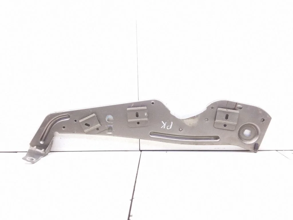Top upper radiator support slam panel – front left