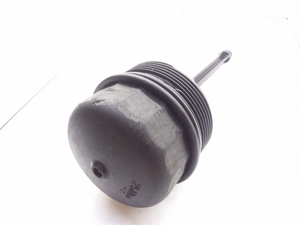 Oil filter cover – Volkswagen Passat B5.5 (2001-2005)