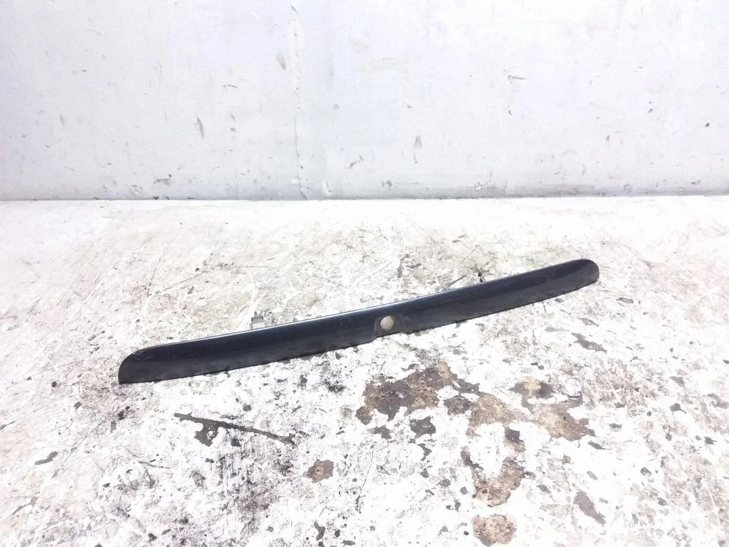 Trunk door license plate light bar – Audi A3 S3 8L (1996-2003)