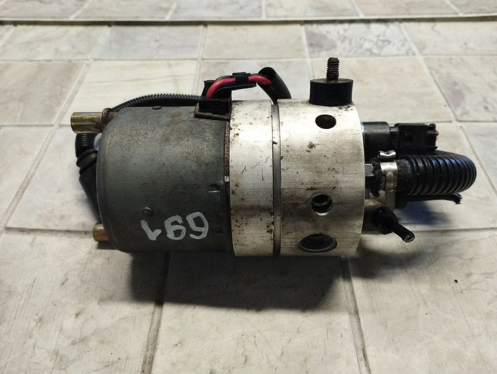 Piduri rõhuregulaator 8E0614175D
