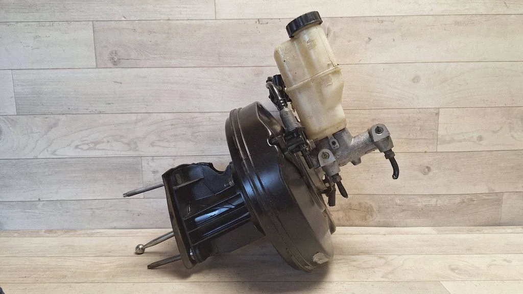 Brake booster 9670619380