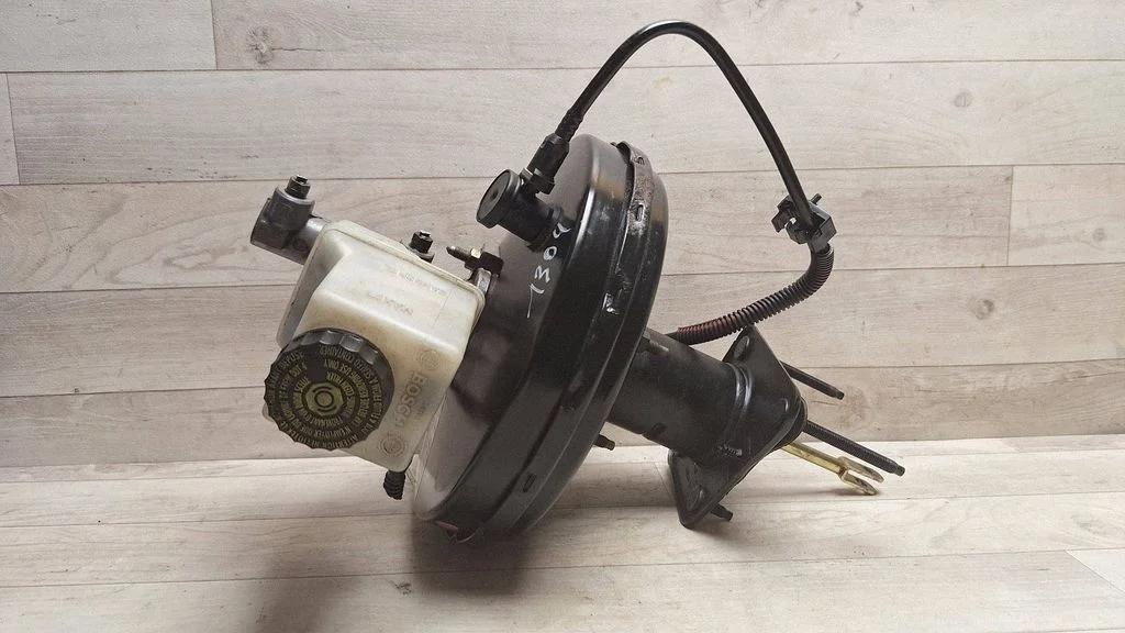 Brake booster 9640070980