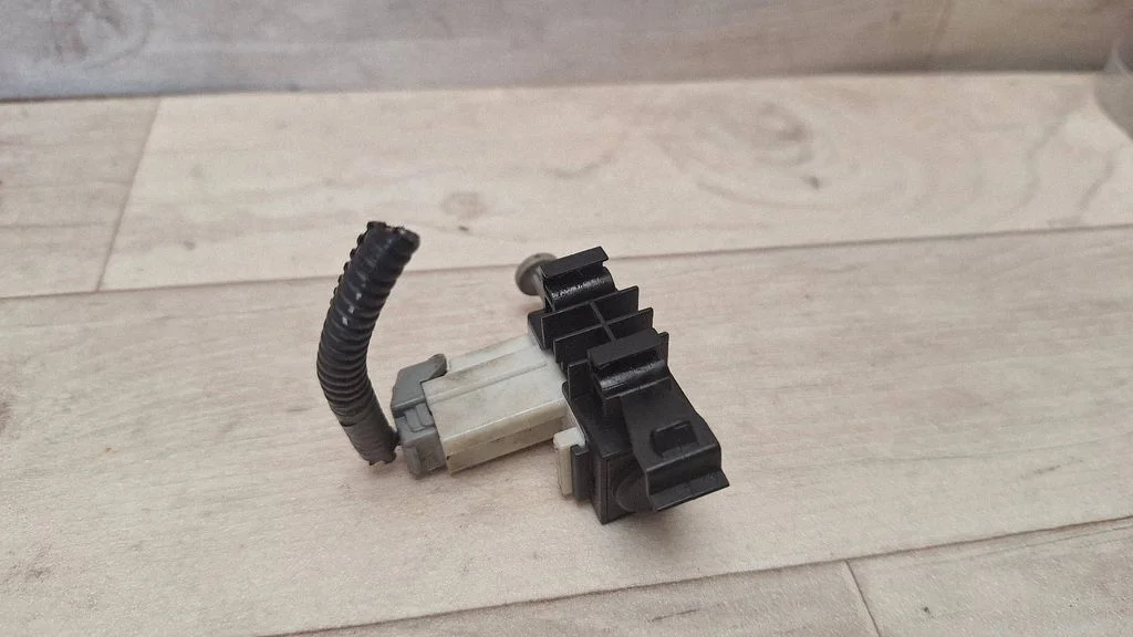 Brake pedal sensor switch 3M5T11A152AB