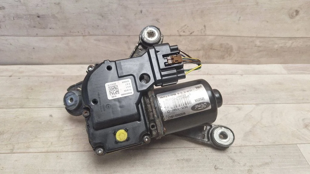 Kojameeste mootor DS7317504CE