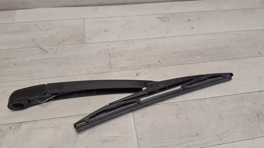 Rear wiper blade – Mazda 5 (2005-2010)
