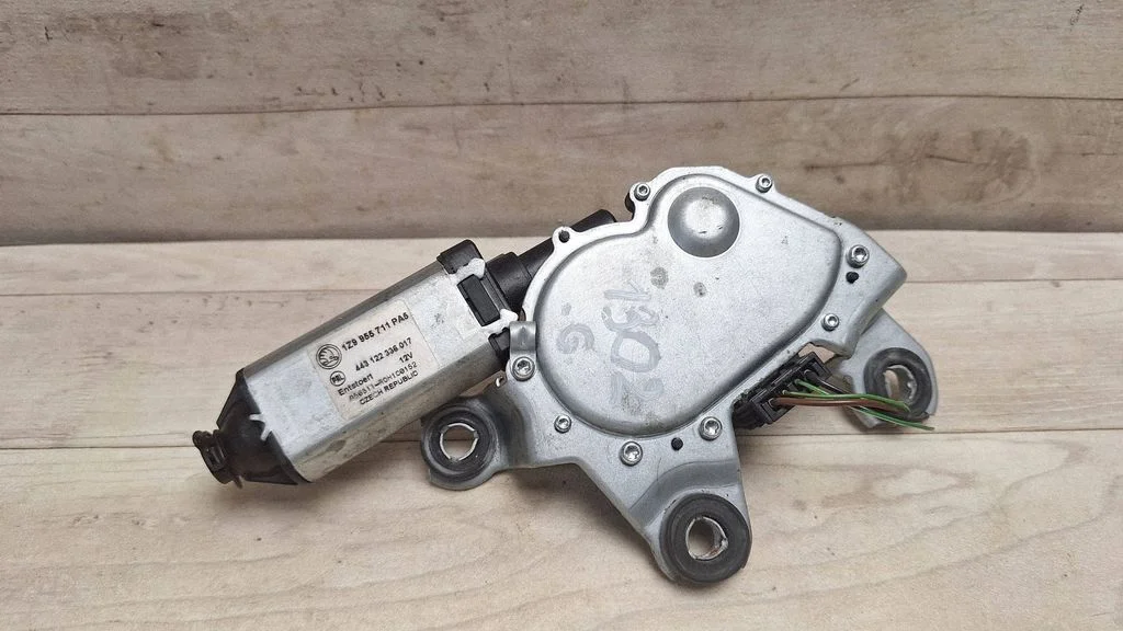 Rear window wiper motor – Skoda Octavia Mk2 (1Z) (2004-2013)