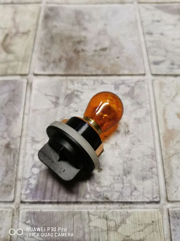 Headlight part