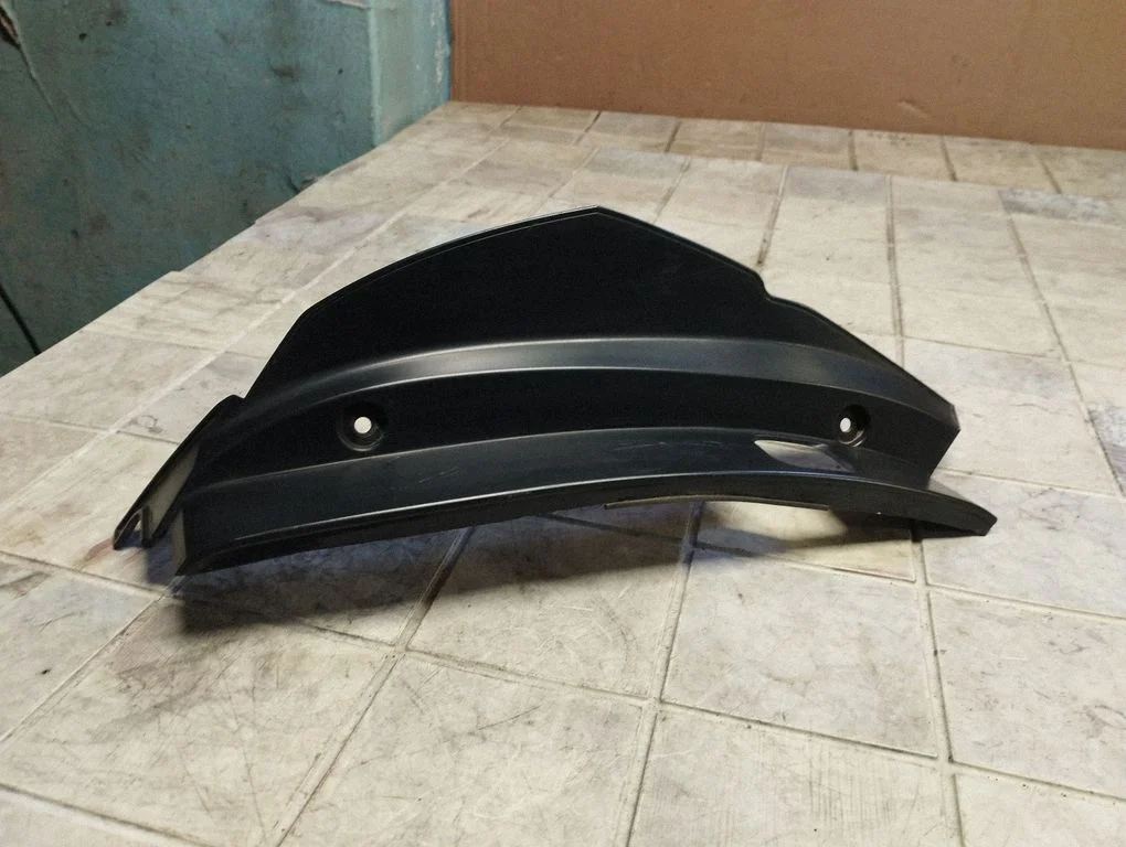Rear/tail light trim molding – Subaru Outback (2007-2009)