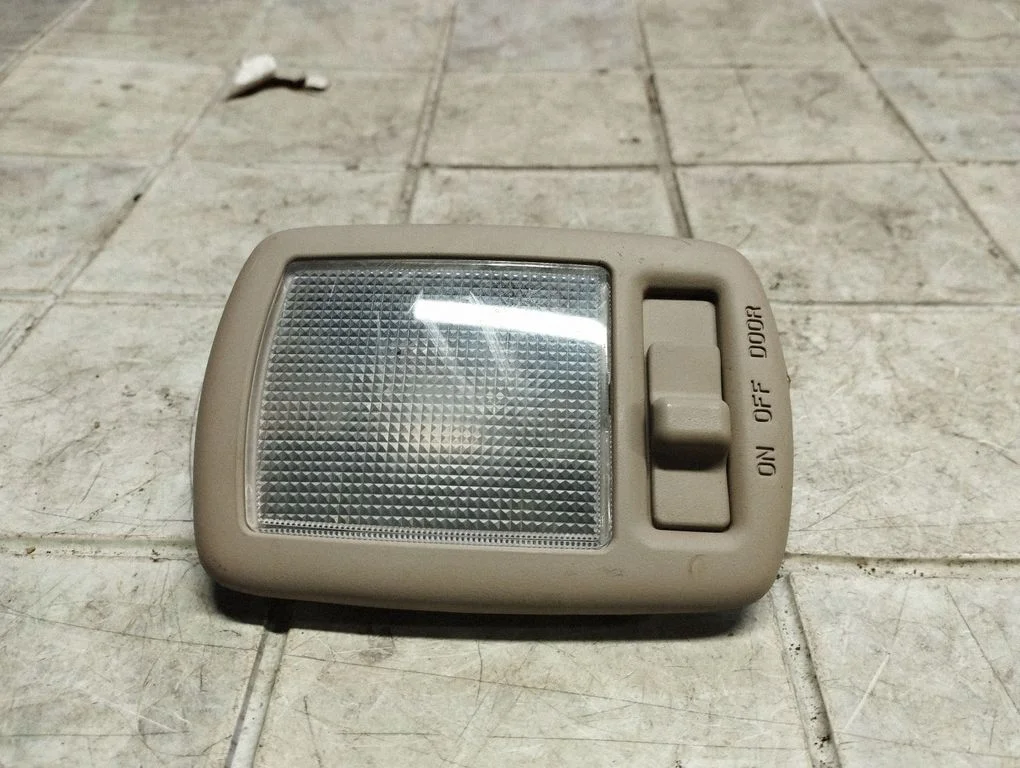 Boot/trunk interior light 926202E0