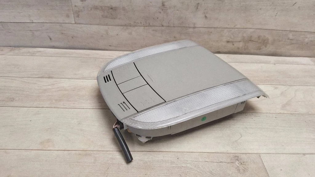 Front seat light – Toyota Auris 150 (2006-2012)