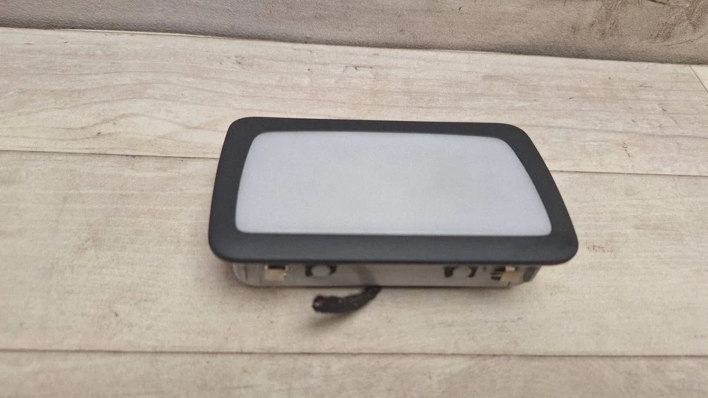 Rear seat light 4L0947123
