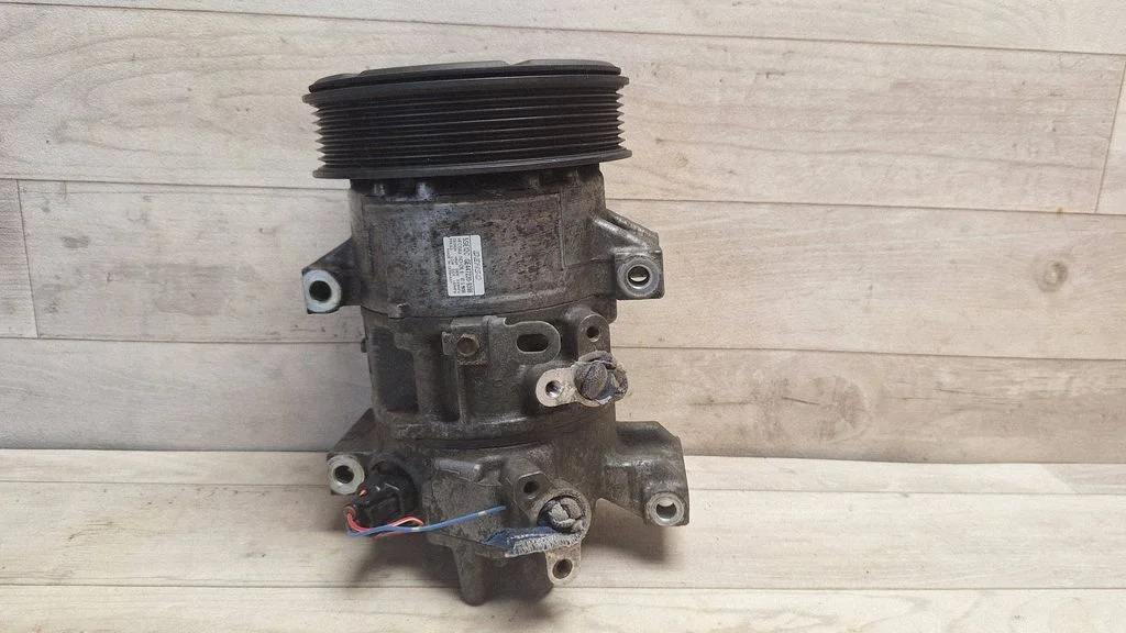 Air conditioning (A/C) compressor (pump) – Toyota Corolla Verso AR10 (2004-2009)