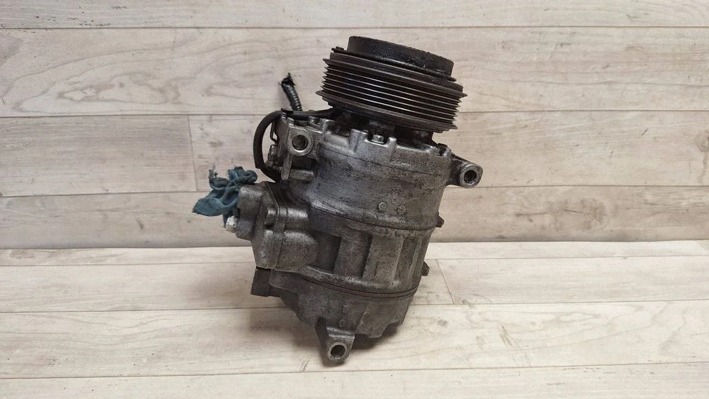 Air conditioning (A/C) compressor (pump) 24430319