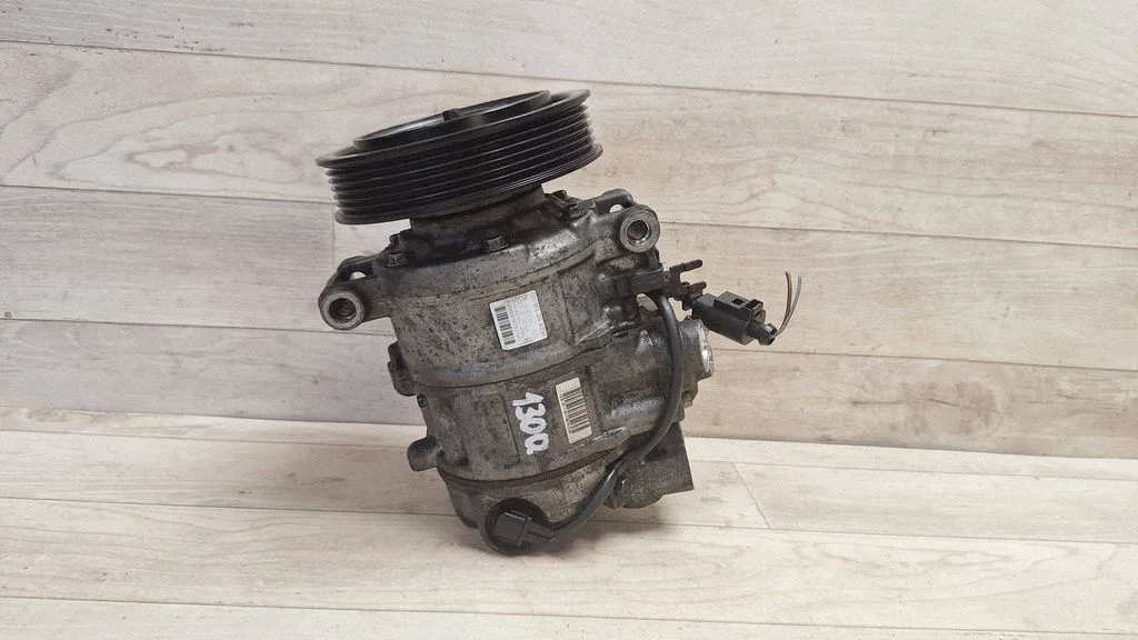 Air conditioning (A/C) compressor (pump) 4F0260805AF