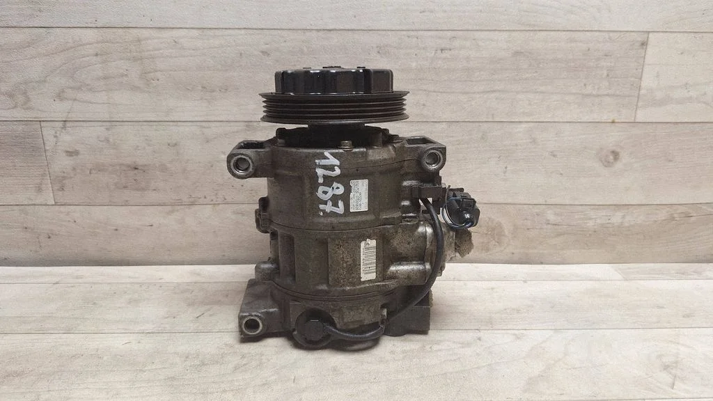 Air conditioning (A/C) compressor (pump) 4B0260805