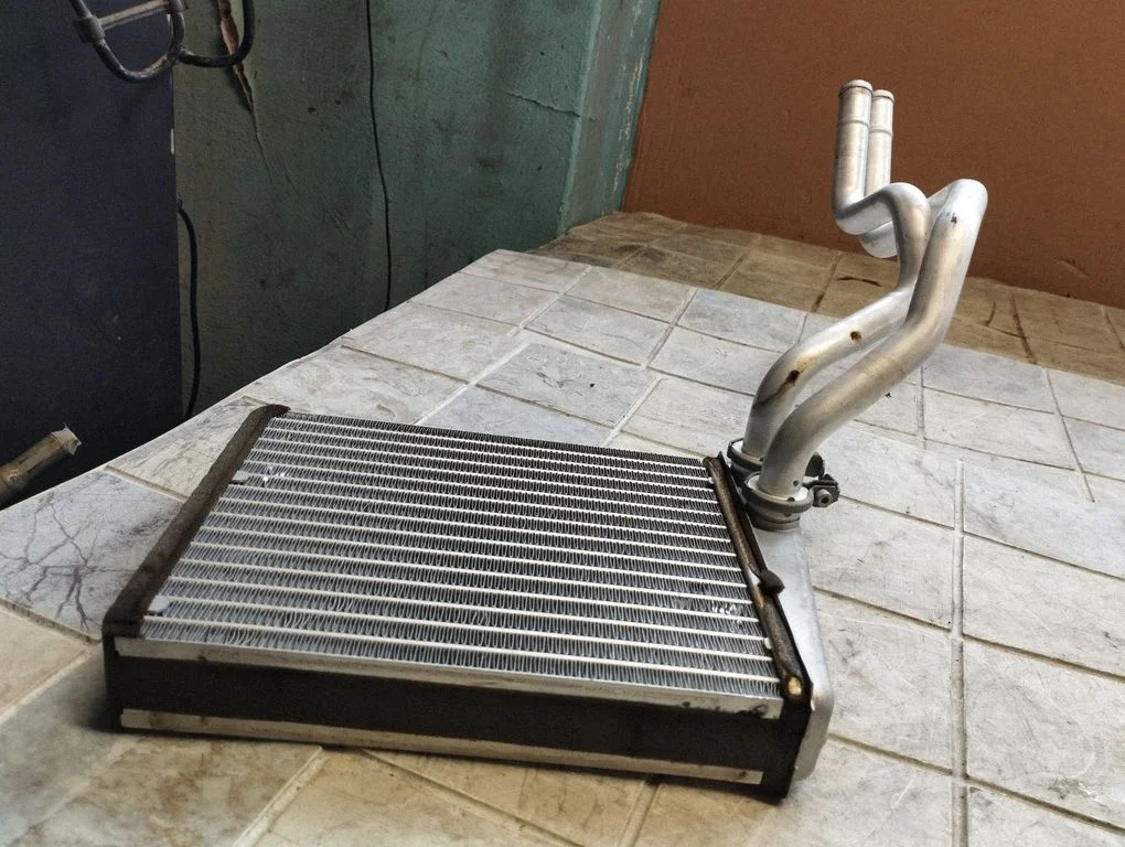 Salongi küttekeha radiaator 6681098D
